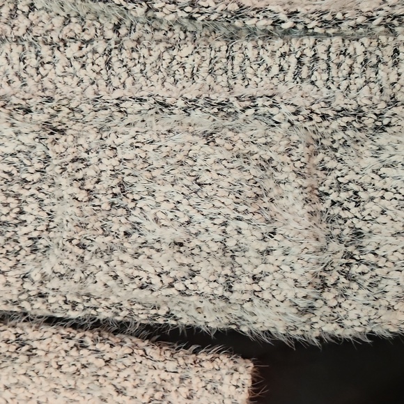 Lush black and gray shaggy knit open front cardigan - Picture 2 of 10